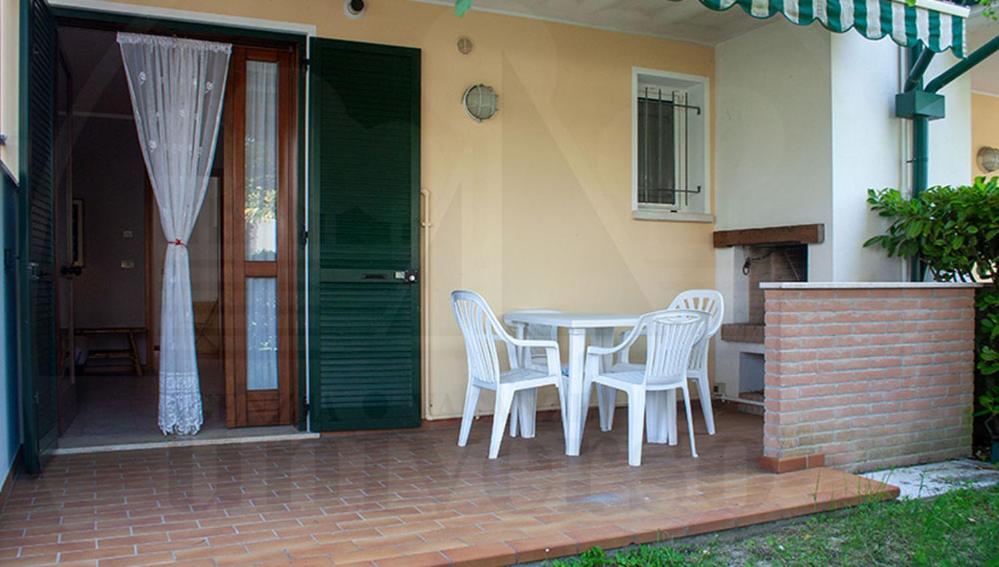 Residence Marco Polo Eraclea Mare Extérieur photo